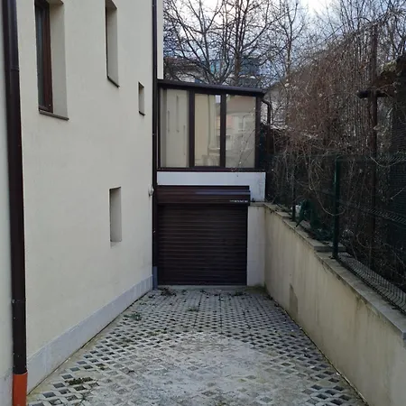 Cozy With Balcony