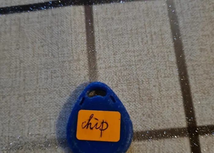 アパート Cozy With Balcony *