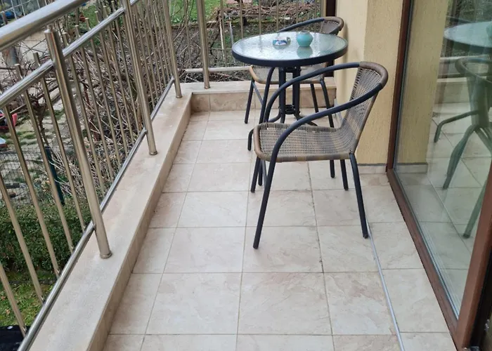 Cozy With Balcony * ソフィア